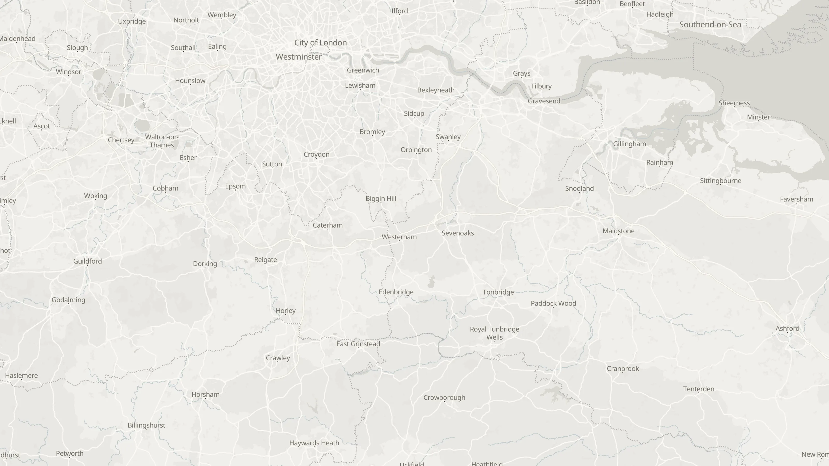 Map from East Grinstead to the airports served, with simultaneous routed lines and labelled airport points