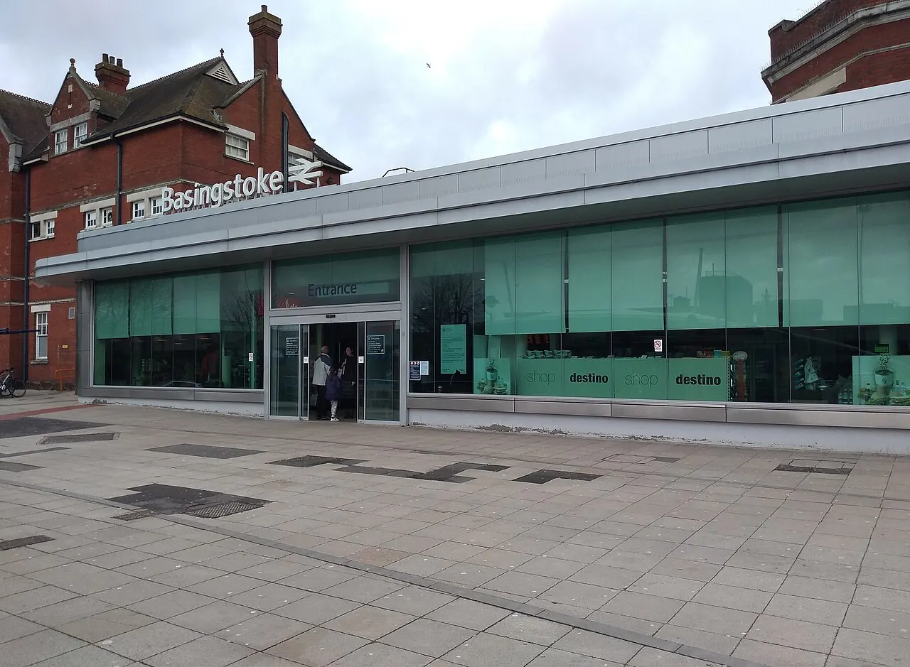 Front entrance of Basingstoke railway station in February 2020