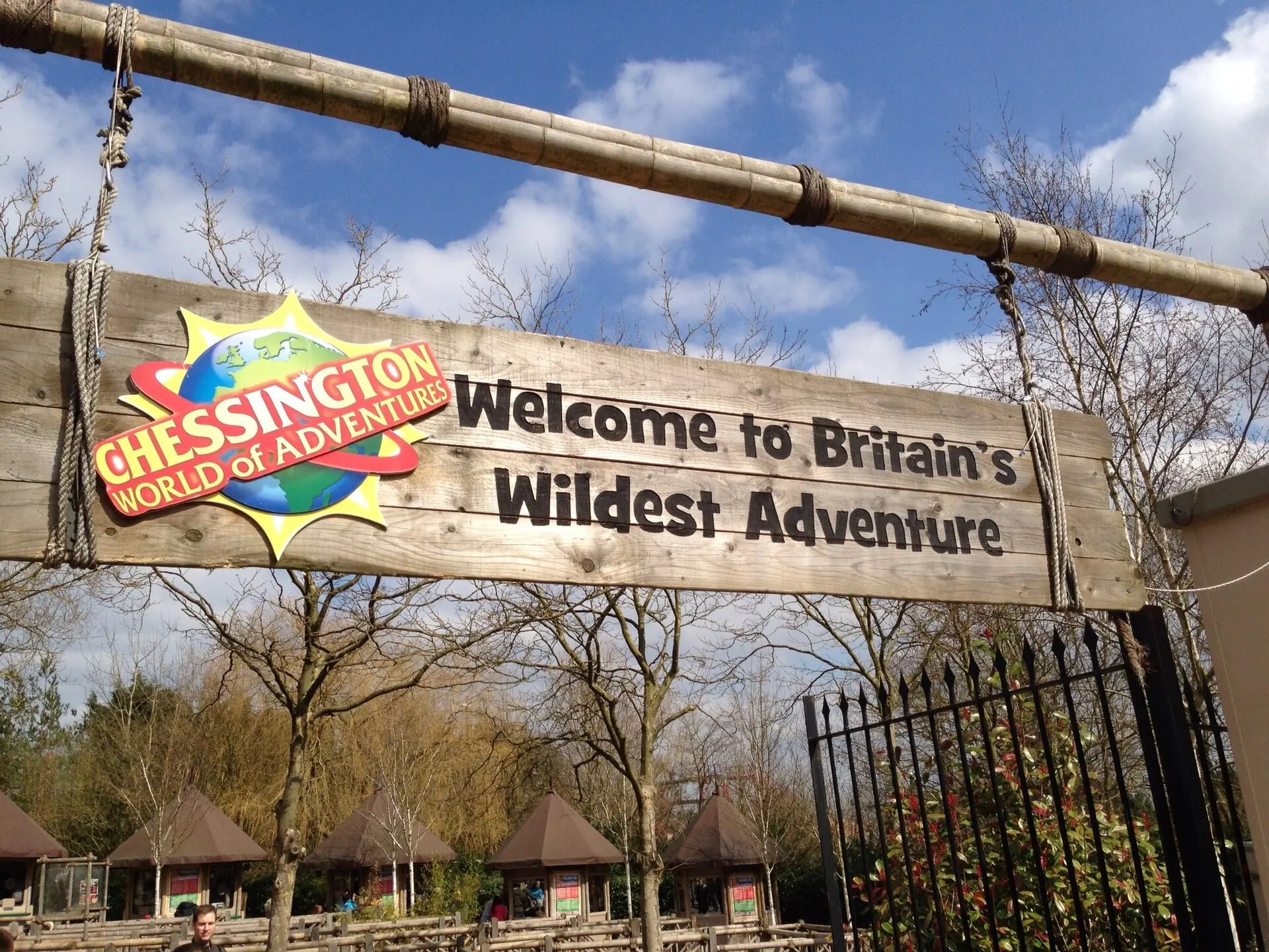 Welcome sign at Chessington World of Adventures Resort