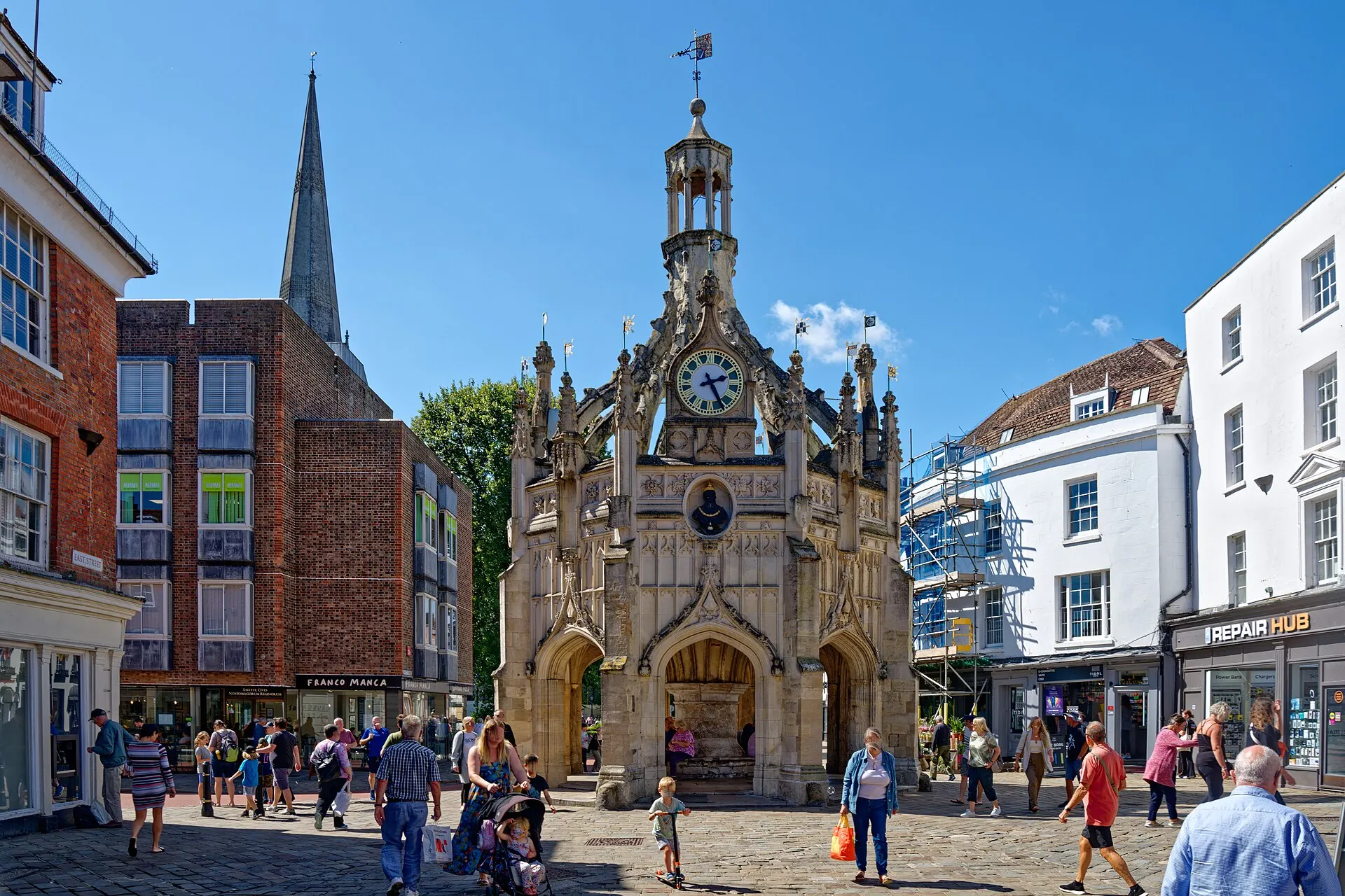 Chichester Market Cross and surrounding streets in August 2023