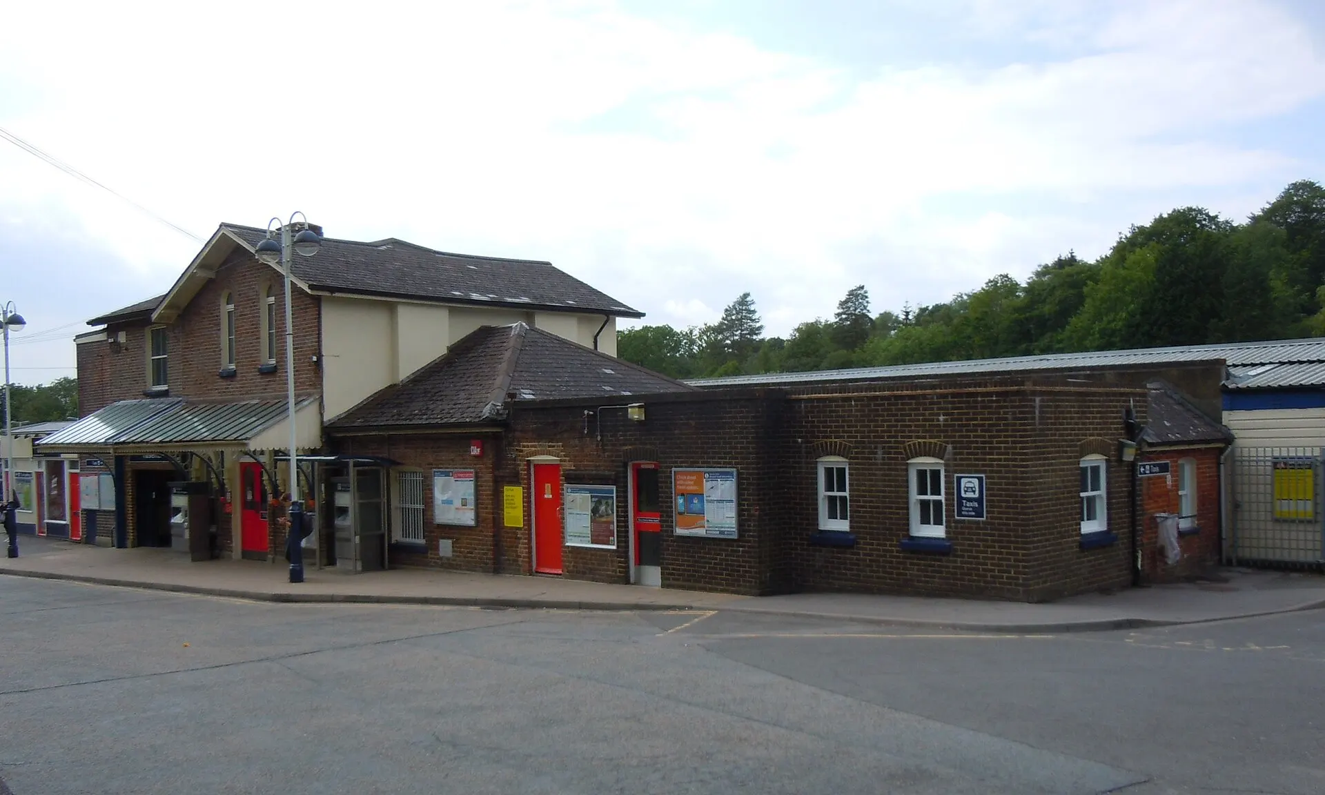 Haslemere railway station frontage in June 2015