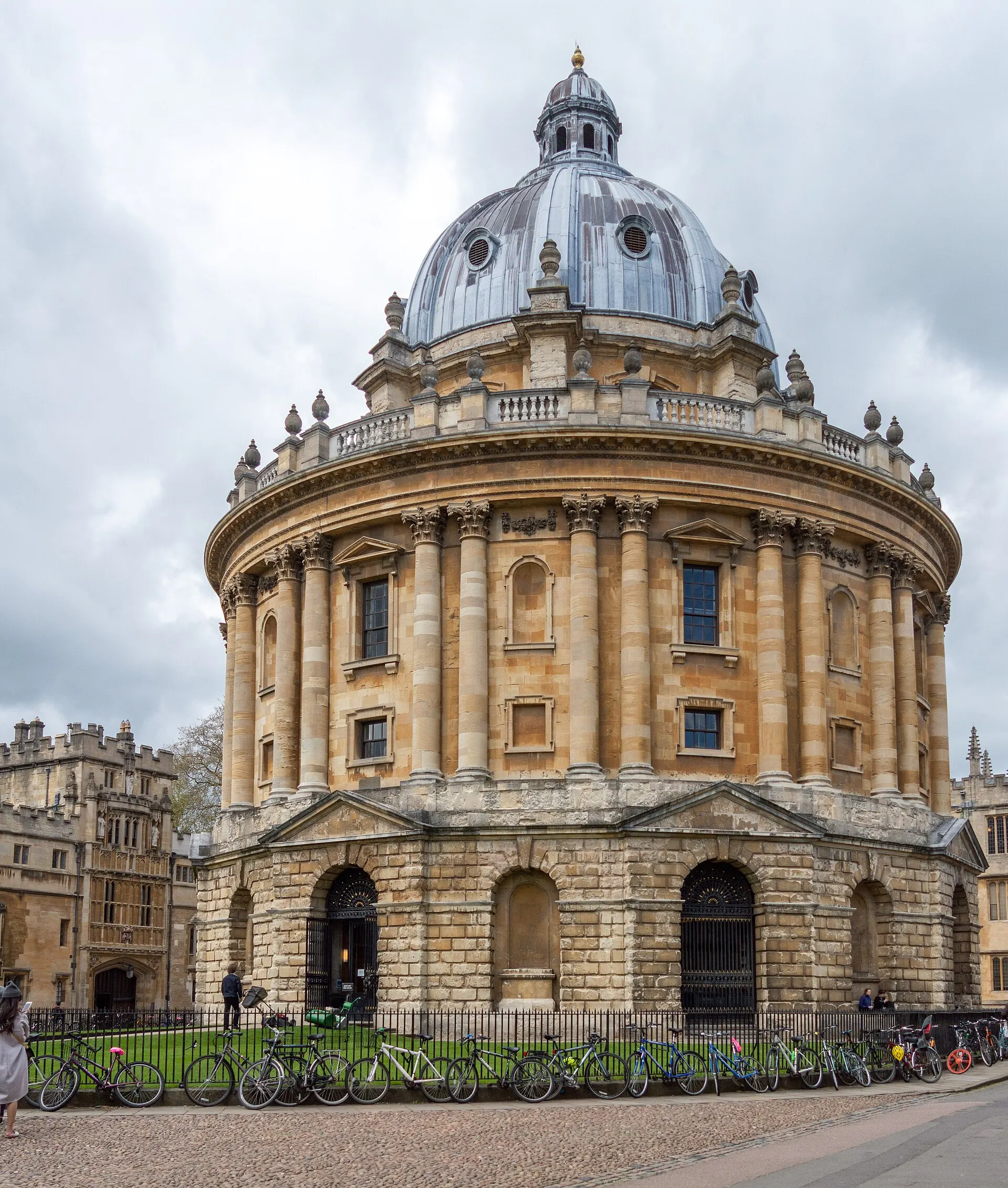 Radcliffe Camera on Radcliffe Square in Oxford in 2018