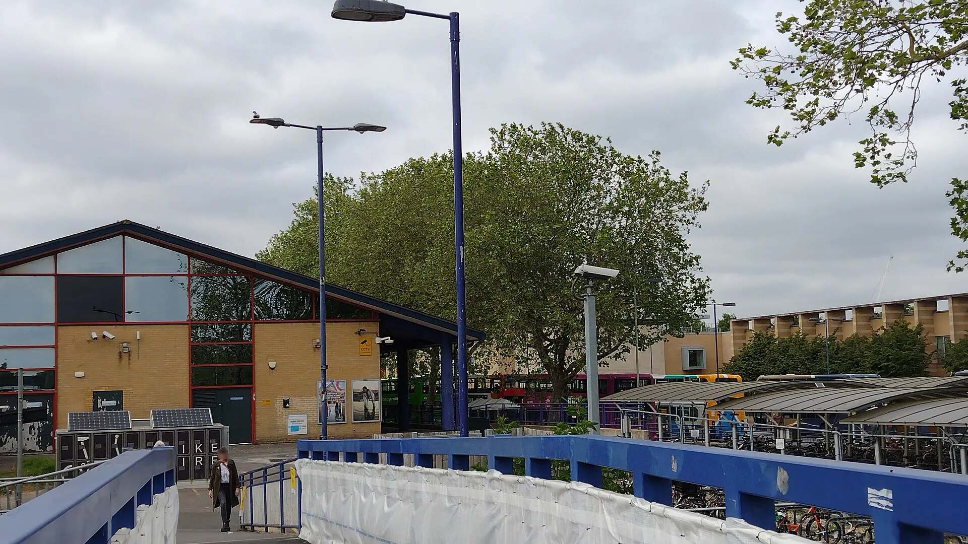 Park End Street entrance to Oxford Station, photographed in 2023
