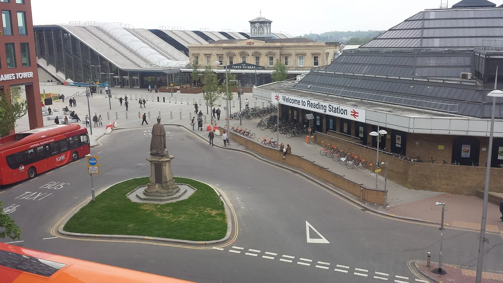 Photograph of the public square outside Reading station