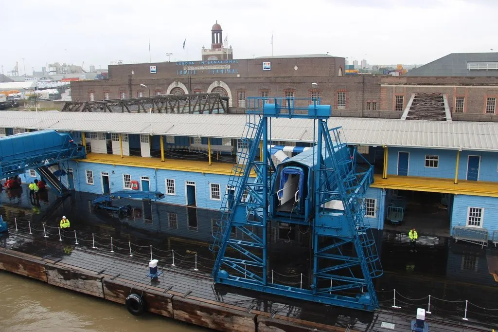 Passenger gantry and facade at London International Cruise Terminal in 2015