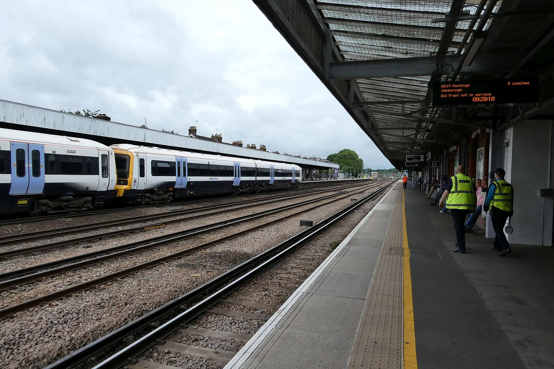 Platforms and trains at Tonbridge railway station in June 2026