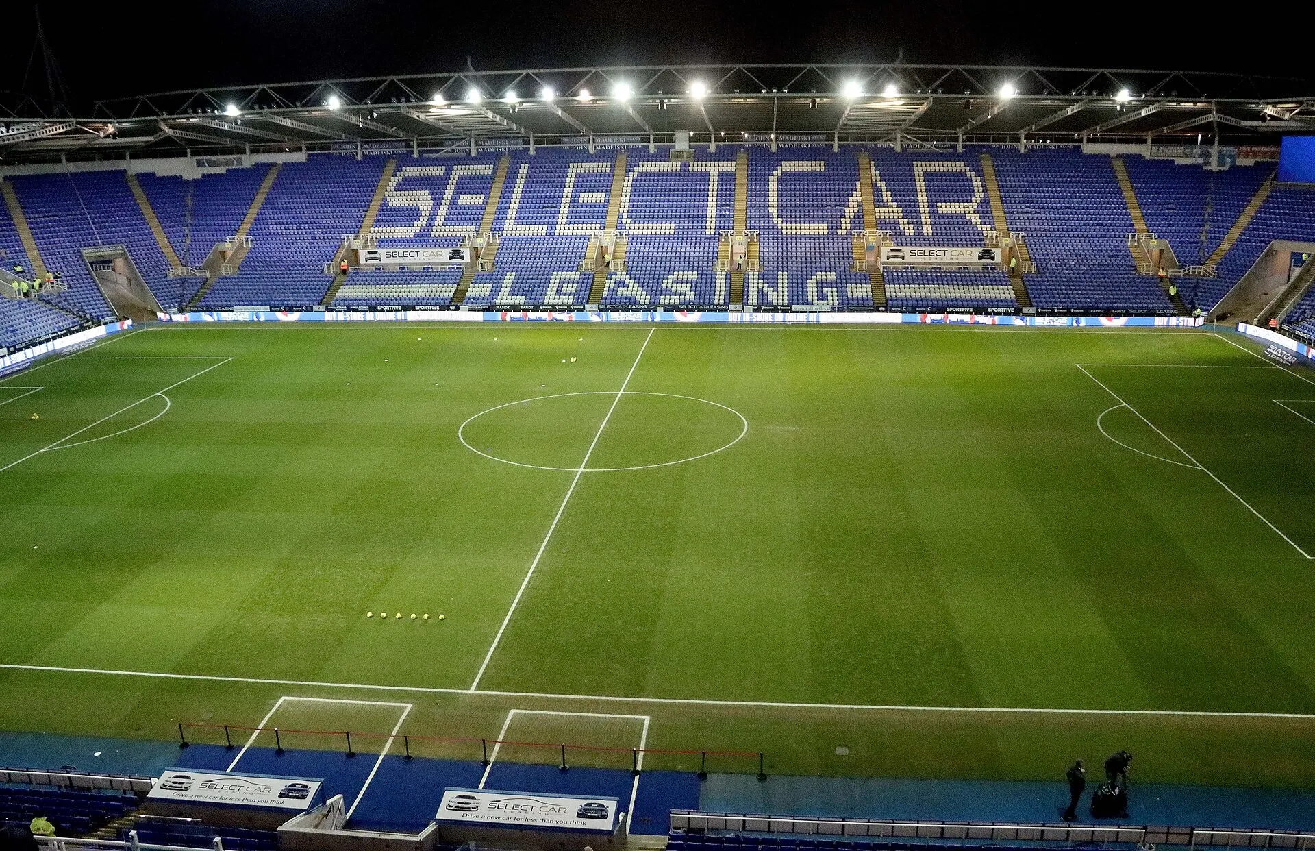 Reading FC pitch and Select Car Leasing stand in the stadium